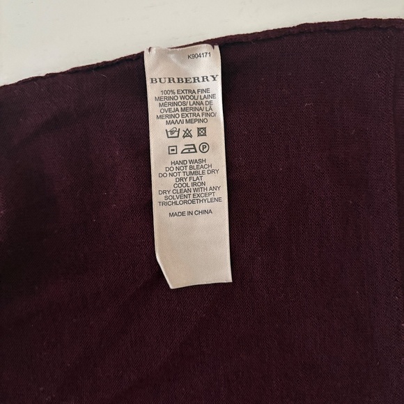 Burberry sweater - Picture 4 of 6